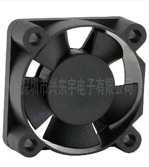 電飯煲散熱風扇，讓米飯更鮮美